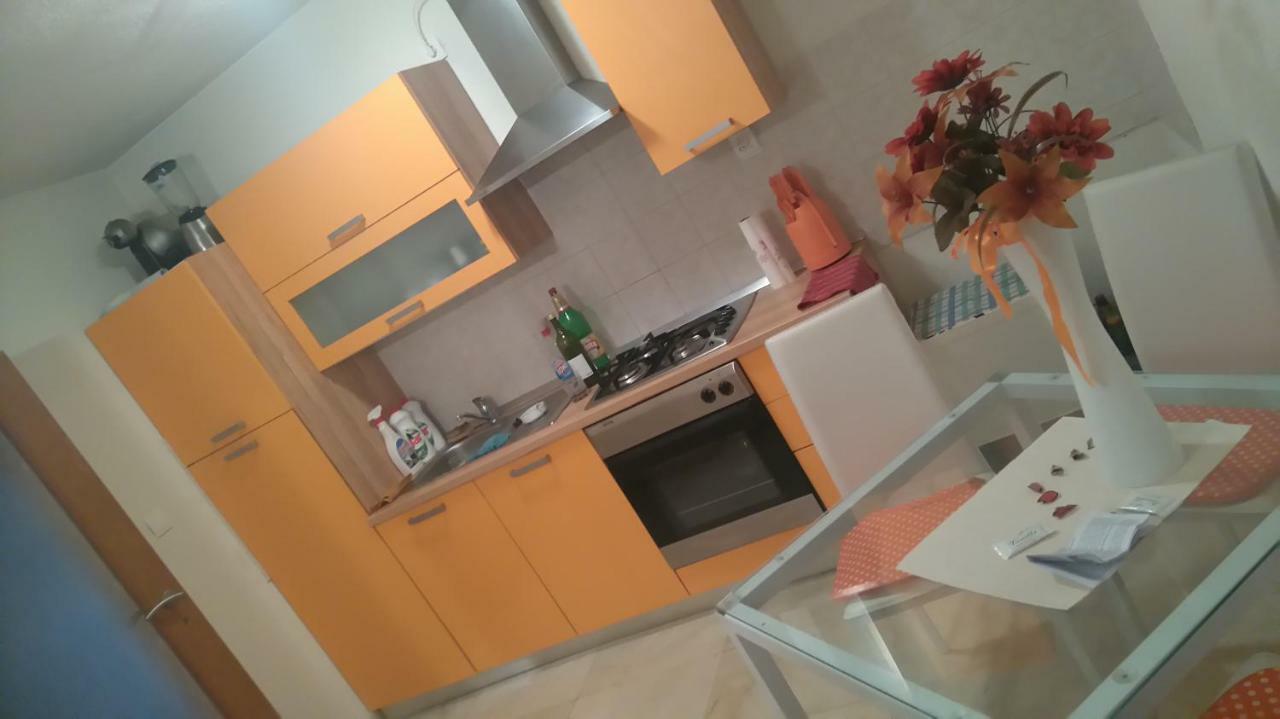 Ivica Apartments Punat Bagian luar foto